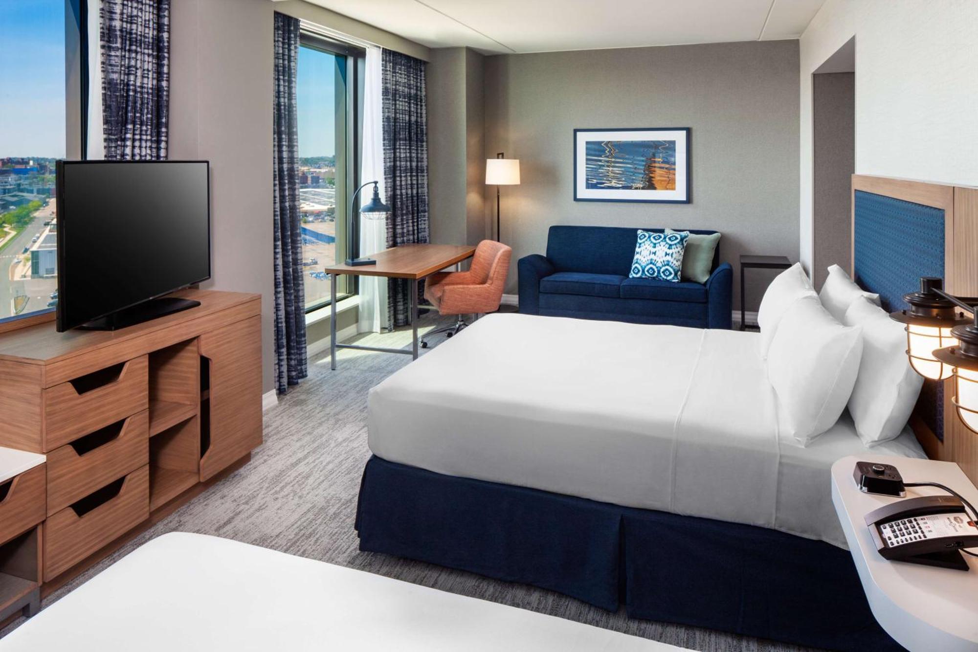 Hampton Inn Boston Seaport District Exterior photo